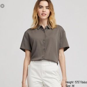 NAVY  Womens Uniqlo  Button-Down Shirt, size large